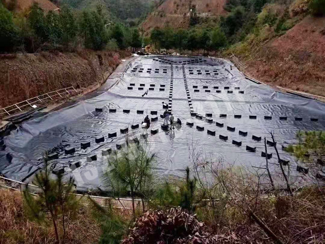 垃圾填埋場(chǎng)調節池防滲